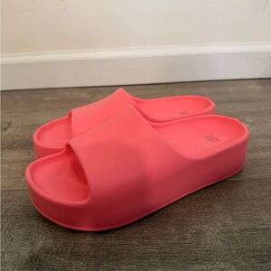 Women's Pink Slide Sandals